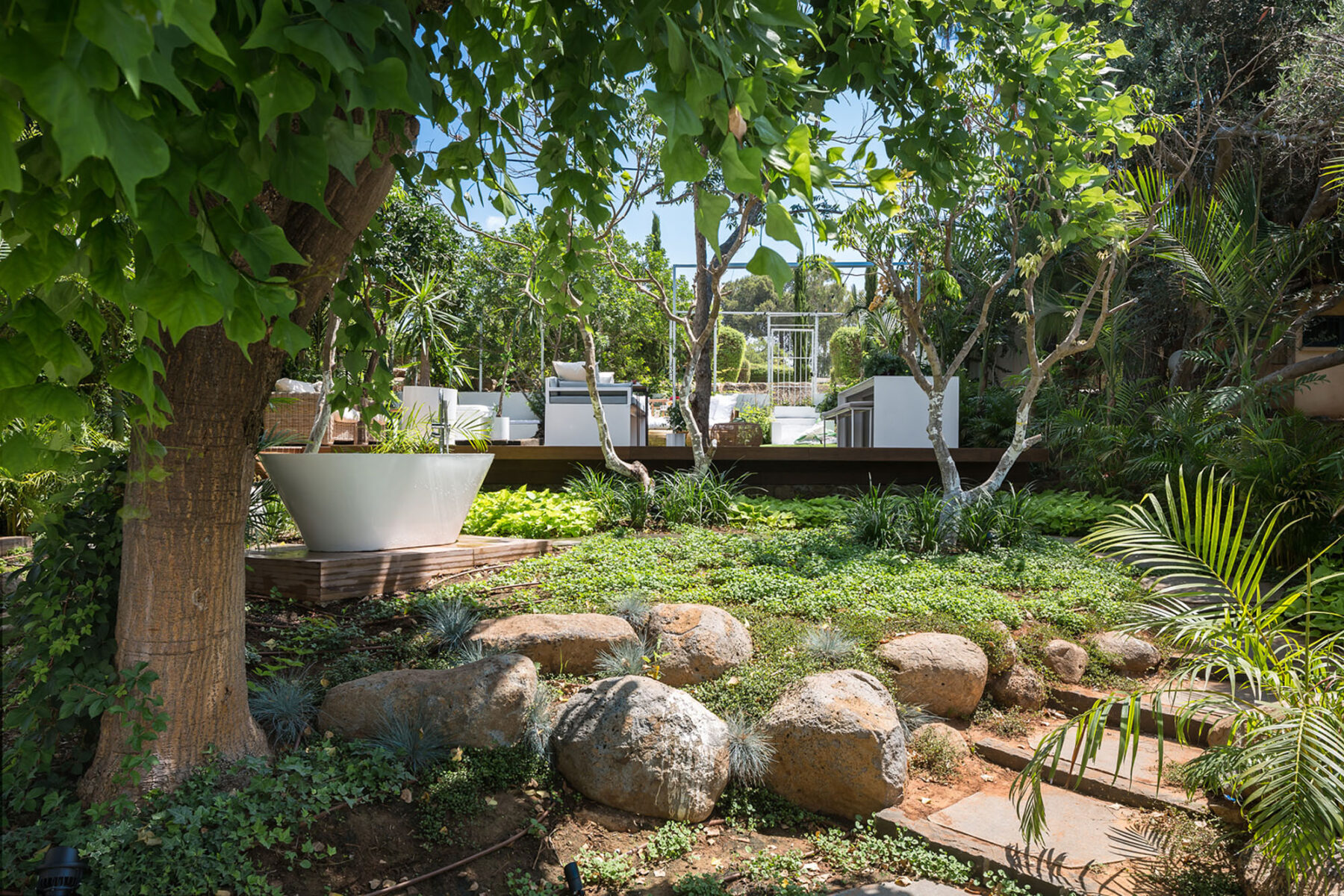 תכנון ועיצוב גינה לבית פרטי